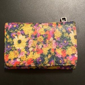 Hobo Leather Flower Yellow/Blue Tri-fold Wallet